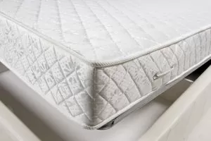 mattress-_close-up_-471471571_4288x2848_new