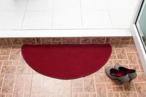 red-doormat-537867267_3872x2581